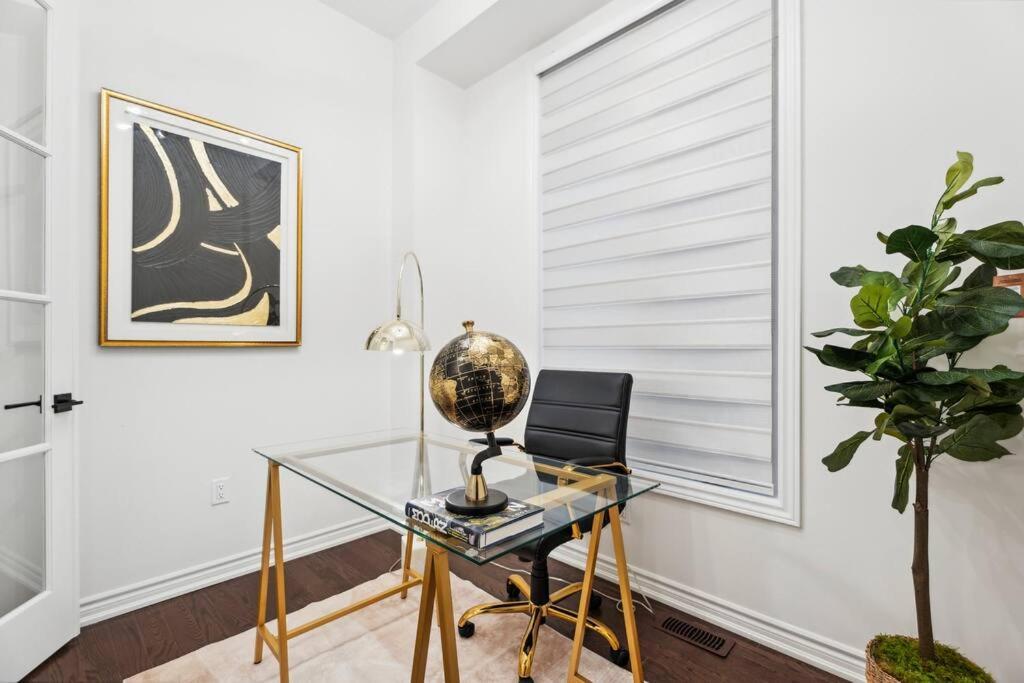 Barrie Luxe, Pool Table 6 Bedroom 6 Ba Custom Design A+ Location エクステリア 写真